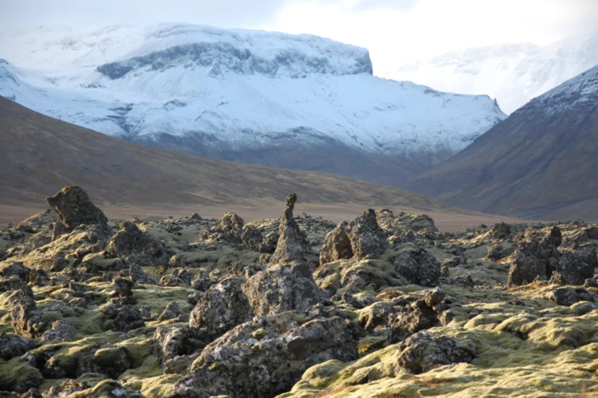 EAI Summer School in Iceland: Biosignatures and the Search For Life on Mars (and other&nbsp;planets)